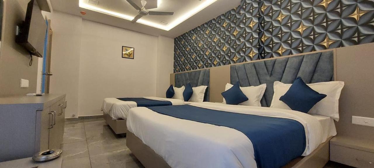 Hotel Season Ahmedabad Extérieur photo