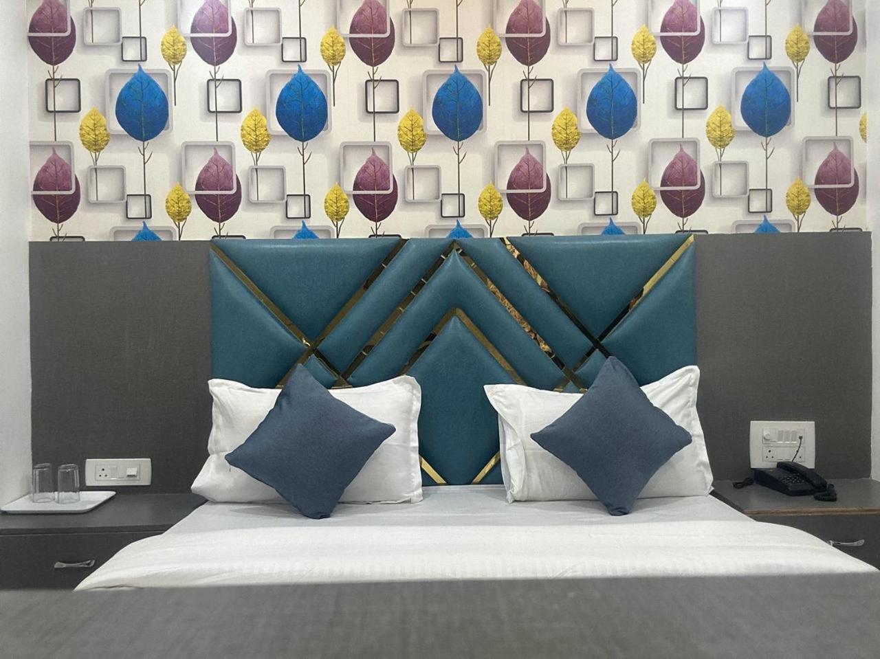 Hotel Season Ahmedabad Extérieur photo