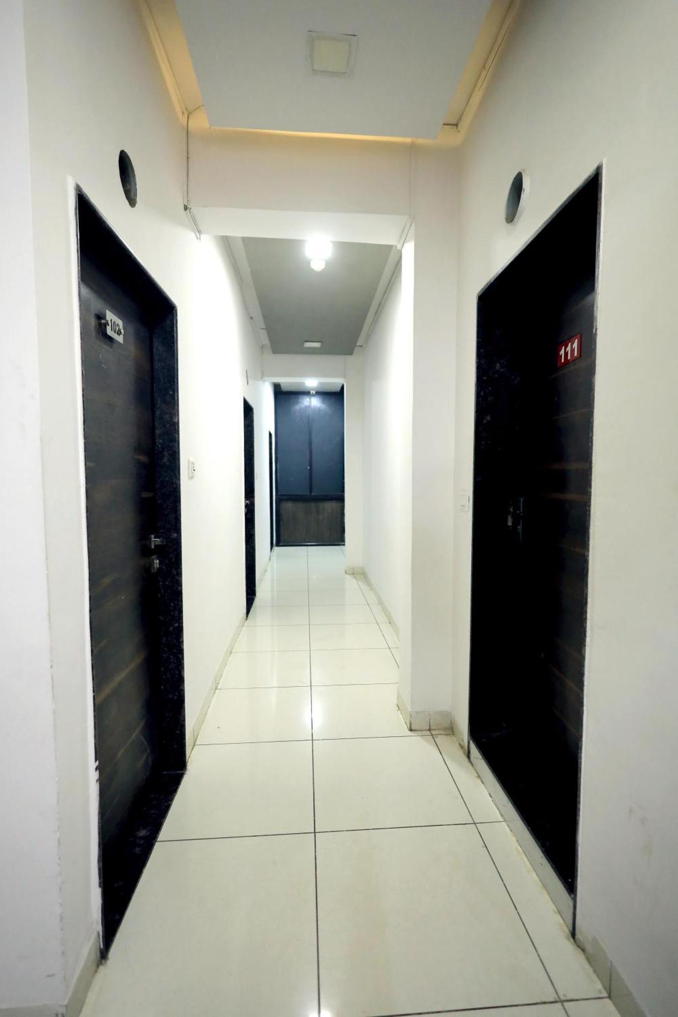Hotel Season Ahmedabad Extérieur photo