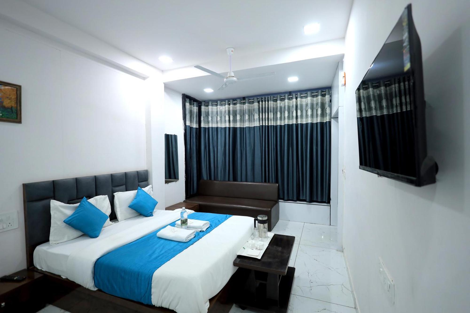 Hotel Season Ahmedabad Extérieur photo